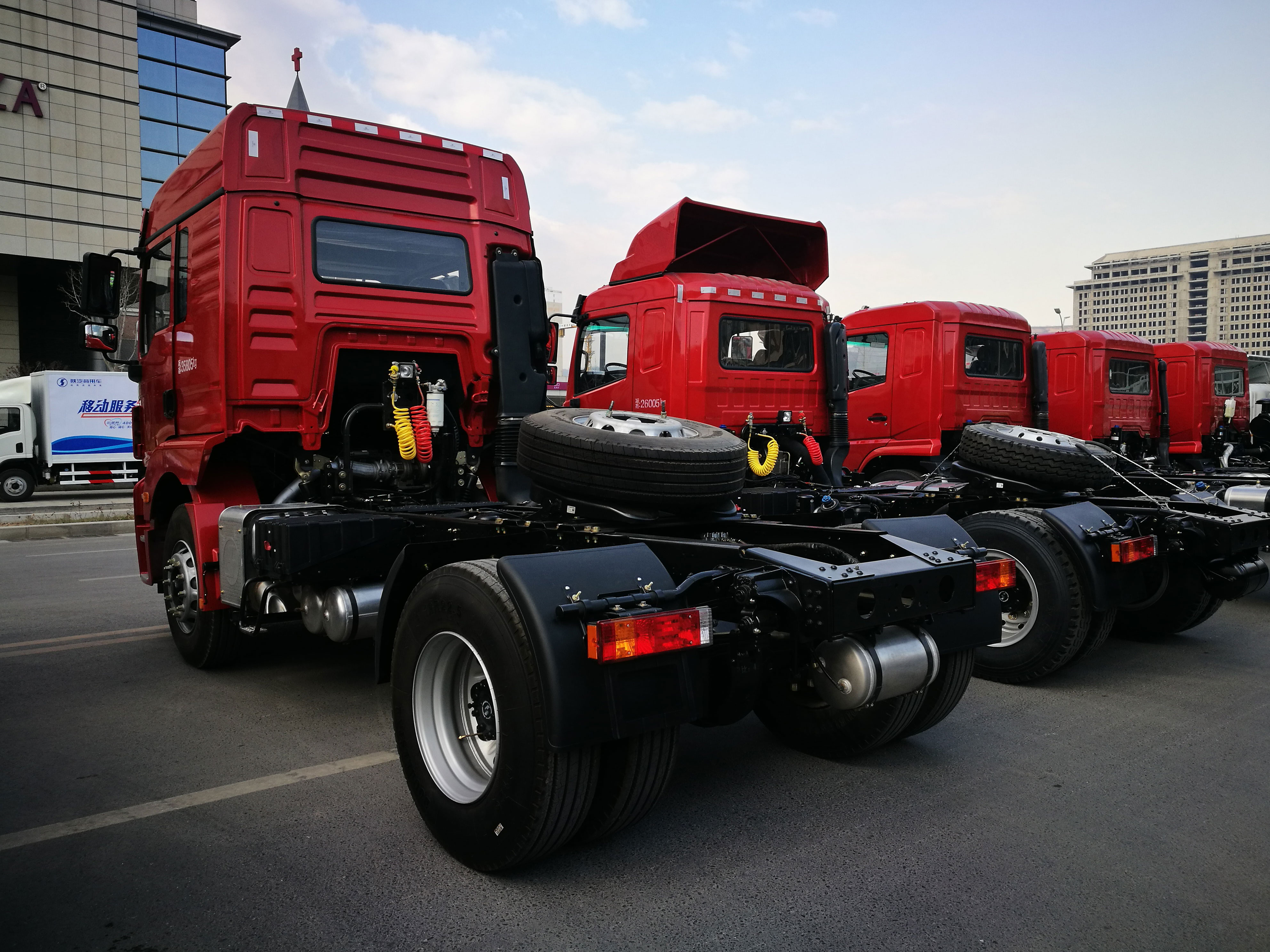4x2最新版牵引车