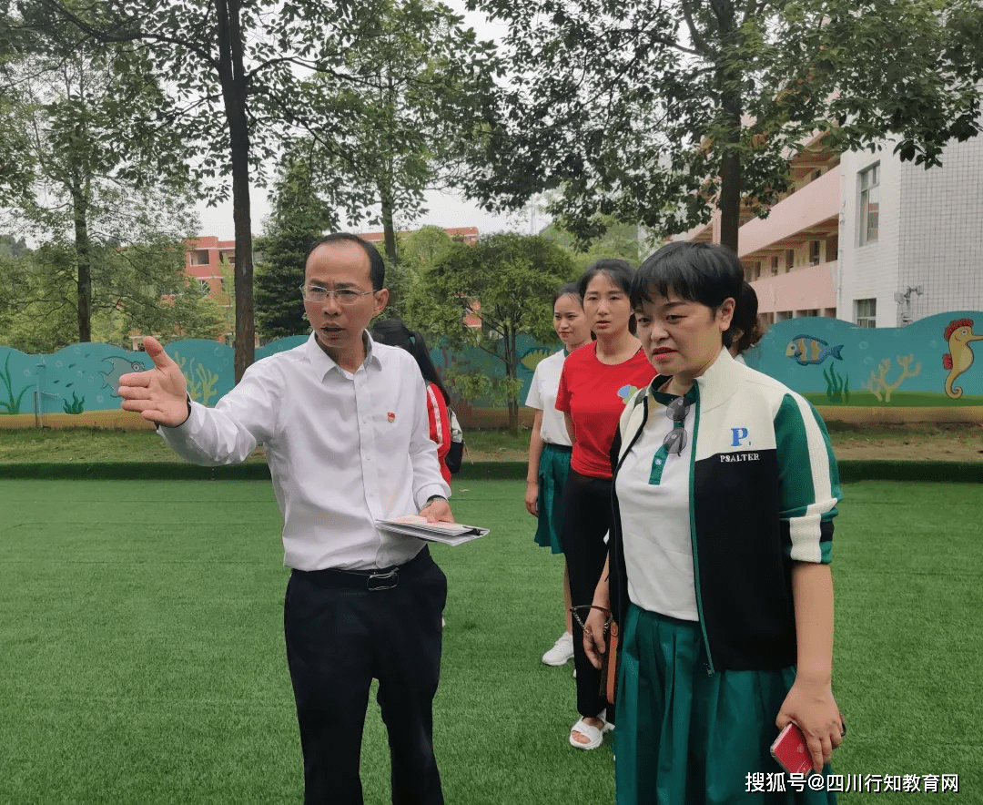 管家婆2025一句话中特,关于管家婆2025一句话中的独特之处