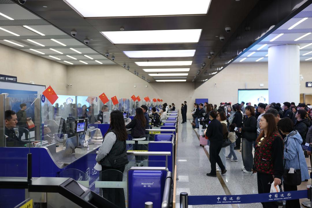 澳门最准资料凤凰网,澳门最准资料凤凰网——深度解读澳门最新动态