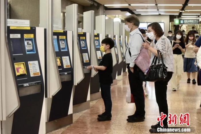 香港免费正版资料全年使用,香港免费正版资料全年使用，探索与体验