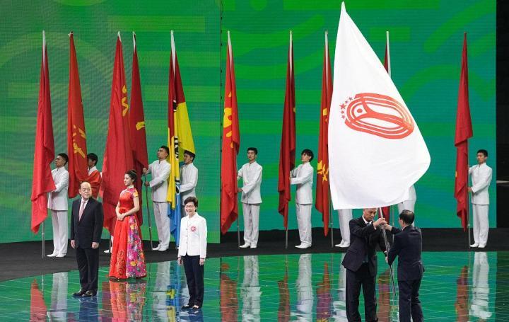 2025澳门天天六开彩免费香港,澳门天天六开彩免费香港与未来的彩票文化展望（2025年）