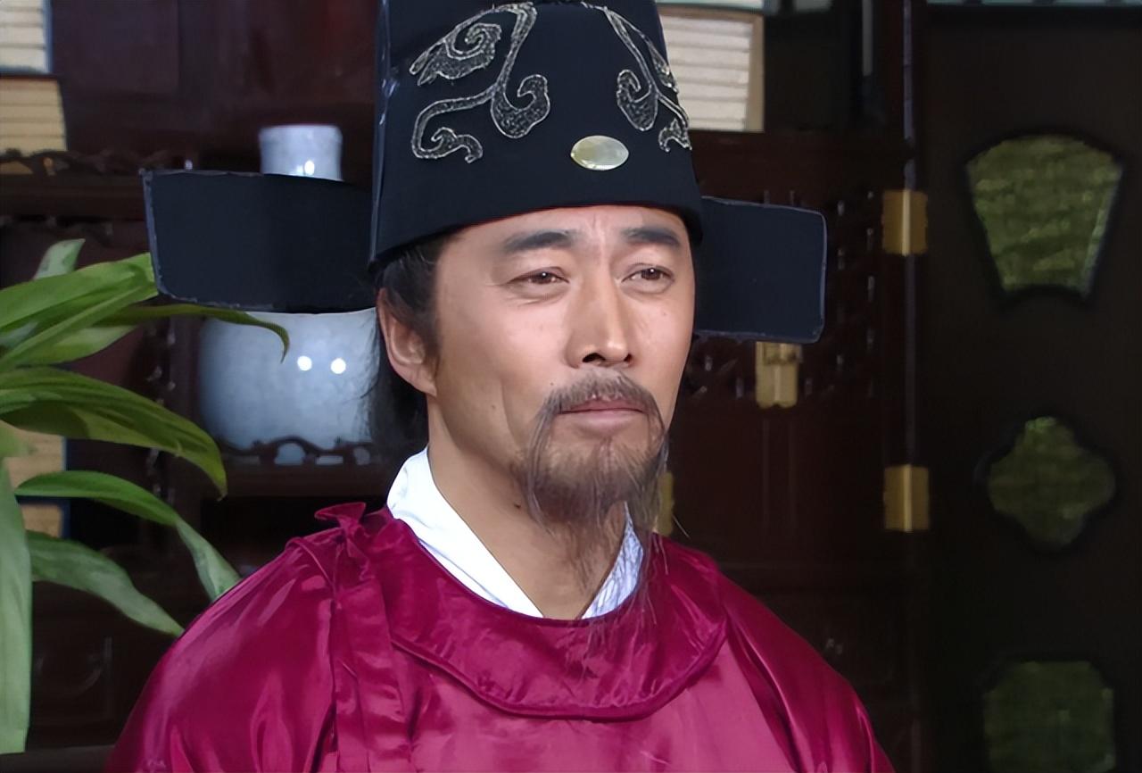 刘伯温精准三期内必开手机版,刘伯温精准预测三期内必开手机版，探索神秘预言与科技的交融